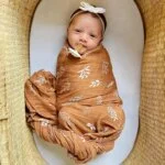 LifeTree Muslin Swaddle Blankets: 2-Pack Neutral Soft Baby Swaddling Wraps